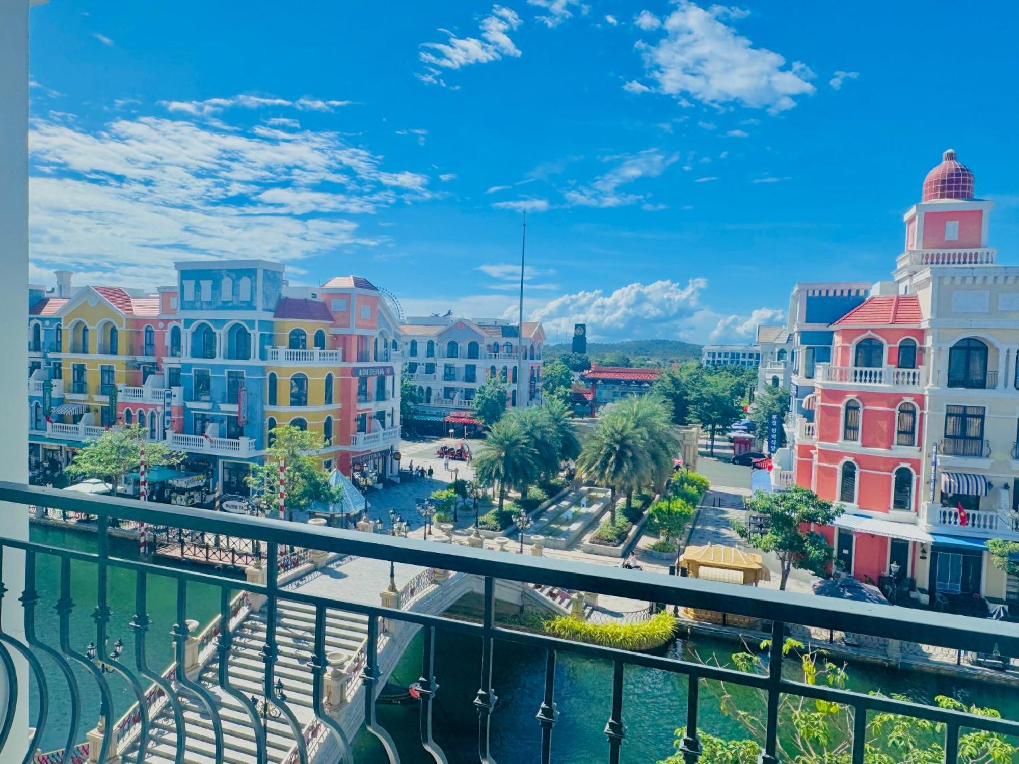 Mila Homestay Grand World Phu Quoc Bagian luar foto